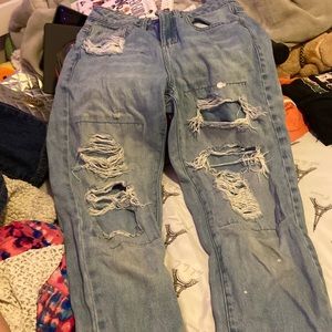 Boyfriend ripped jeans
